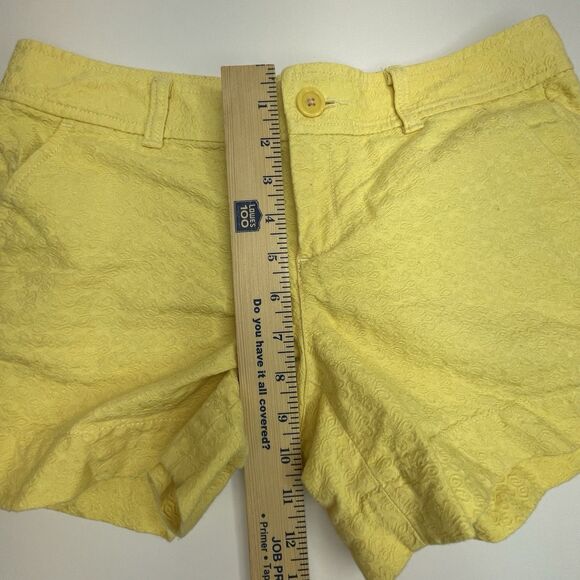 Lilly Pulitzer Shorts Yellow w/ Textured Pattern 100% Cotton Women’s Size 6 - Picture 8 of 11